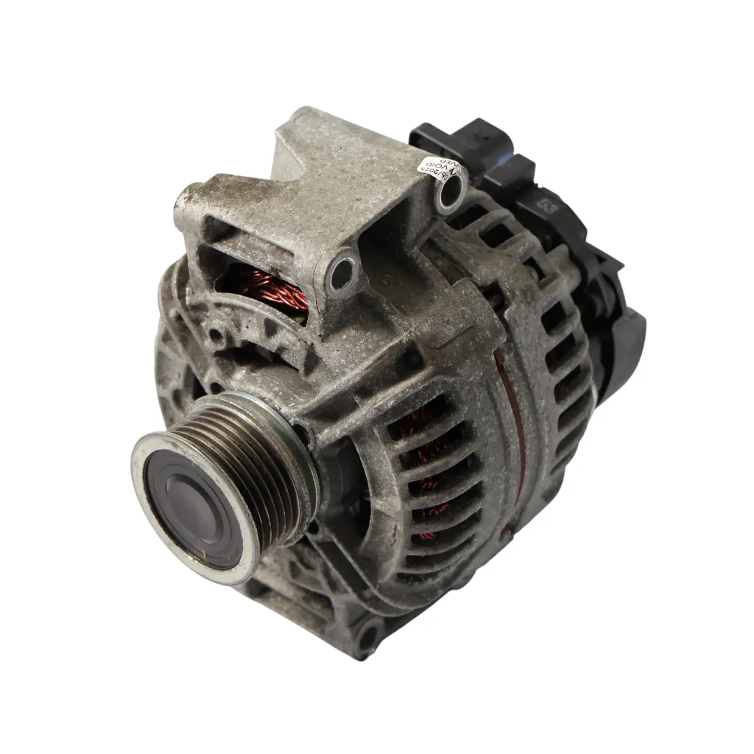 Alternator Generator Electric Unit 14V 140A to Audi A4 B7 Petrol Engine with Part number 06B903016AB Audi A4 B7 Petrol Engine Alternator Generator Electric Unit 14V 140A - SKU 06B903016AB - Part number 06B903016AB