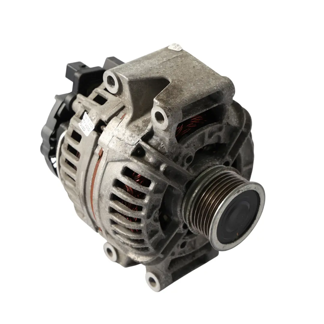 Alternator Generator Electric Unit 14V 140A to Audi A4 B7 Petrol Engine with Part number 06B903016AB Audi A4 B7 Petrol Engine Alternator Generator Electric Unit 14V 140A - SKU 06B903016AB - Part number 06B903016AB
