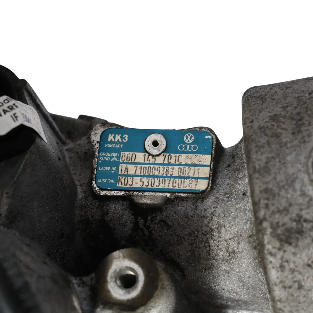 Turbosprężarka Turbo Silnik Benzynowy 2.0 TFSI 06D145701C do Audi A4 B7 o numerze 06D145701J Audi A4 B7 Turbosprężarka Turbo Silnik Benzynowy 2.0 TFSI 06D145701C - SKU 06D145701J - Numer Części 06D145701J