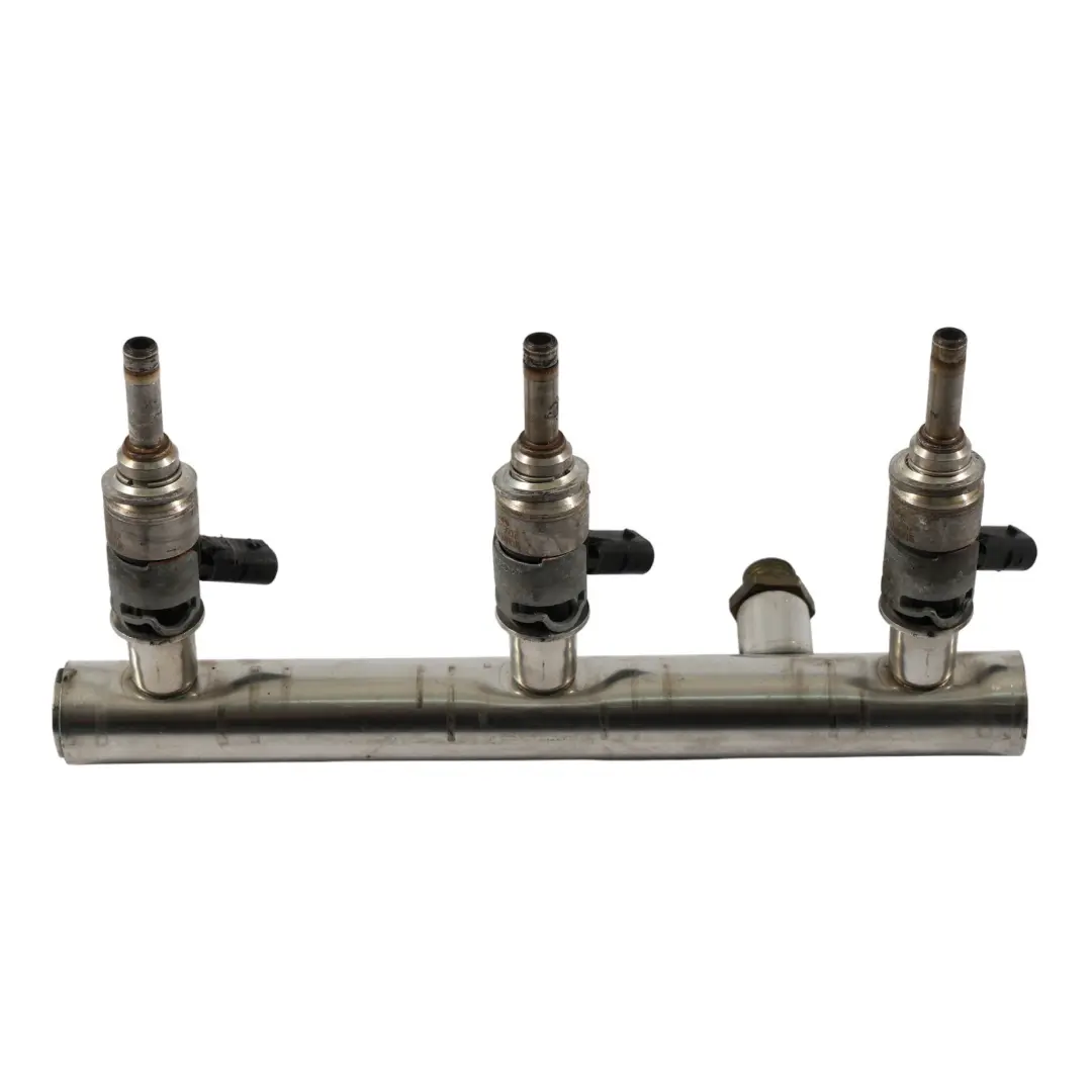 Rail Carburante Lato Destro 3.0 TFSI CAKA Benzina per Audi A4 B8 A6 C7 con numero di parte 06E130090F Audi A4 B8 A6 C7 Rail Carburante Lato Destro 3.0 TFSI CAKA Benzina - SKU 06E130090F-1 - Numero di parte 06E130090F