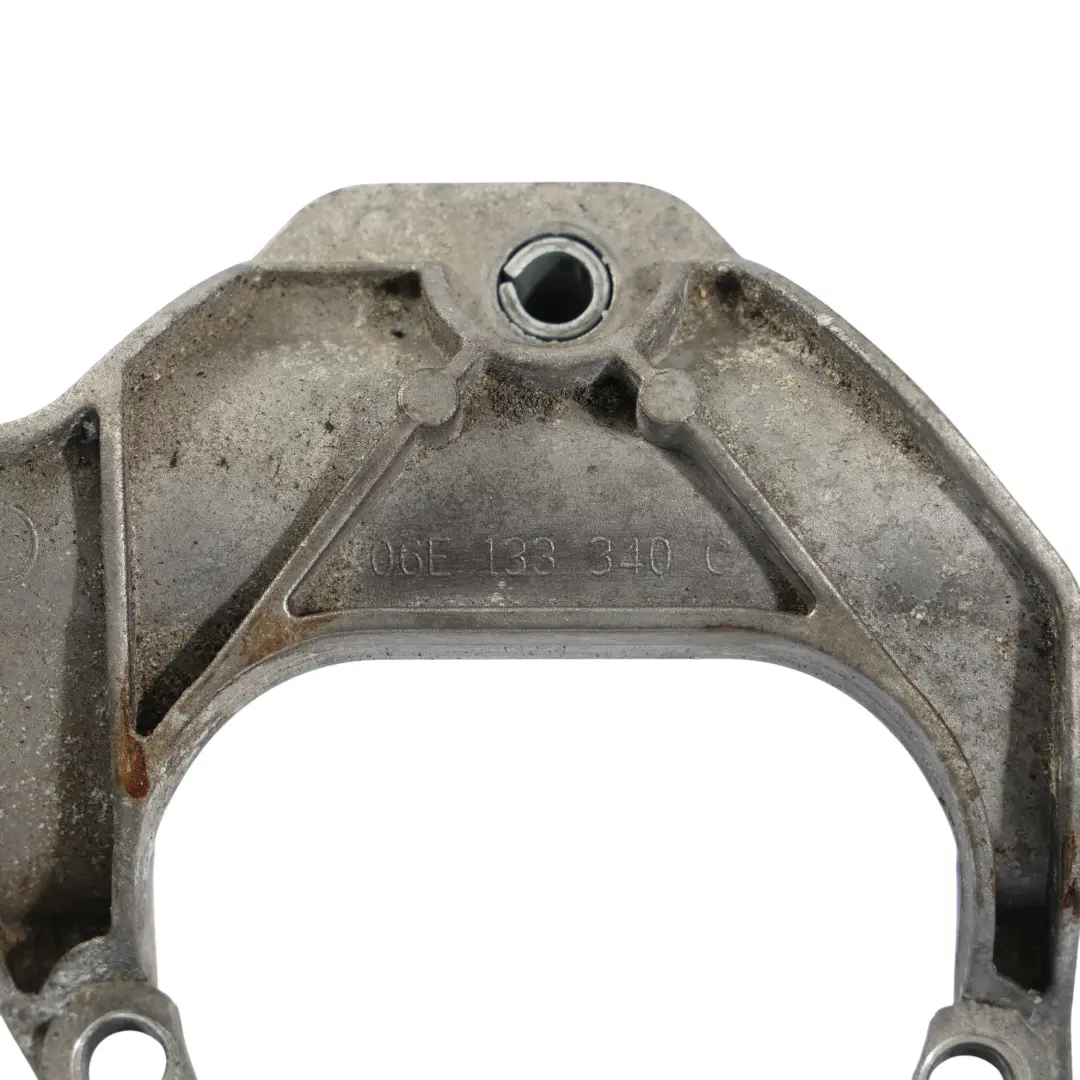 Audi A4 B8 A5 8T Kraftstoffverteilerhalterung Halterung - SKU 06E133340C - Teilenummer 06E133340C