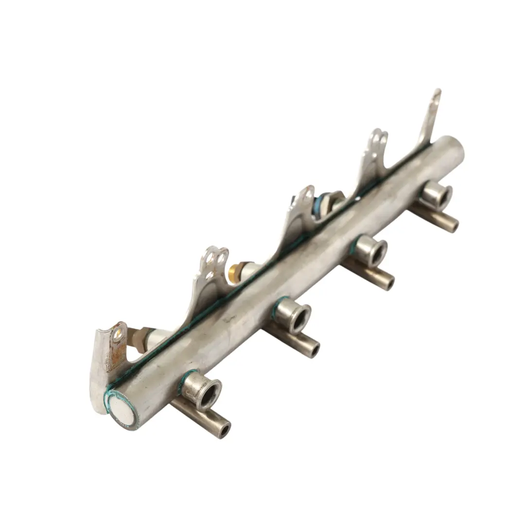 Audi TT 8J 2.0 TFSI Kraftstoff Einspritzung Strip Rail Leitung - SKU 06F133317L-1 - Teilenummer 06F133317L