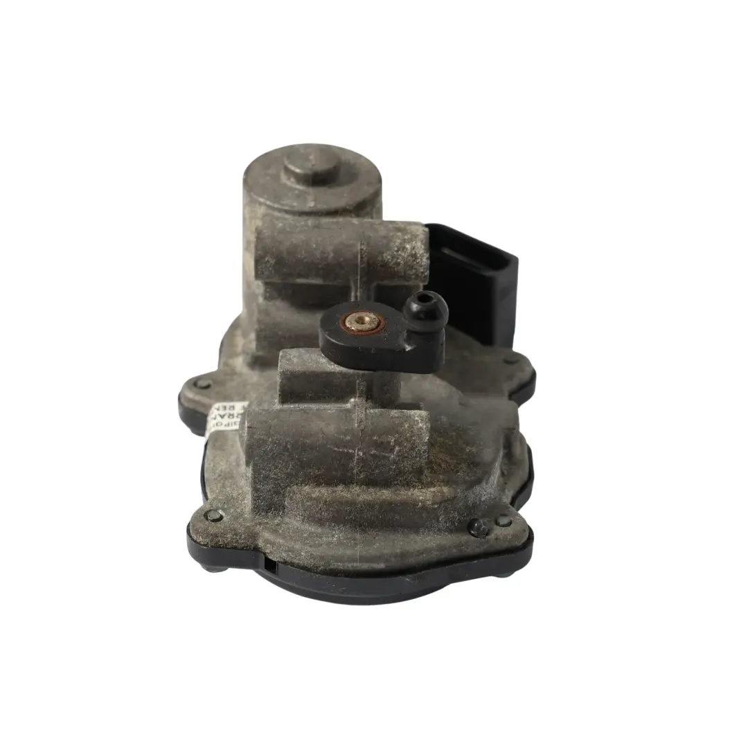 Actuador Motor Aleta Colector Admisión para Volkswagen Golf 5 2.0 TFSI con número de pieza 06F133482D Volkswagen Golf 5 2.0 TFSI Actuador Motor Aleta Colector Admisión - SKU 06F133482D - Número de pieza 06F133482D