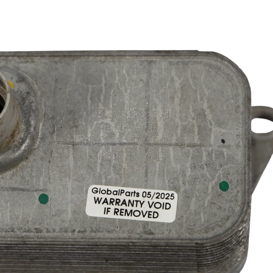 Audi A3 8P TT 8J A4 B7 Radiatore Olio 1.8 2.0 TFSI Benzina - SKU 06J117021J - Numero di parte 06J117021J