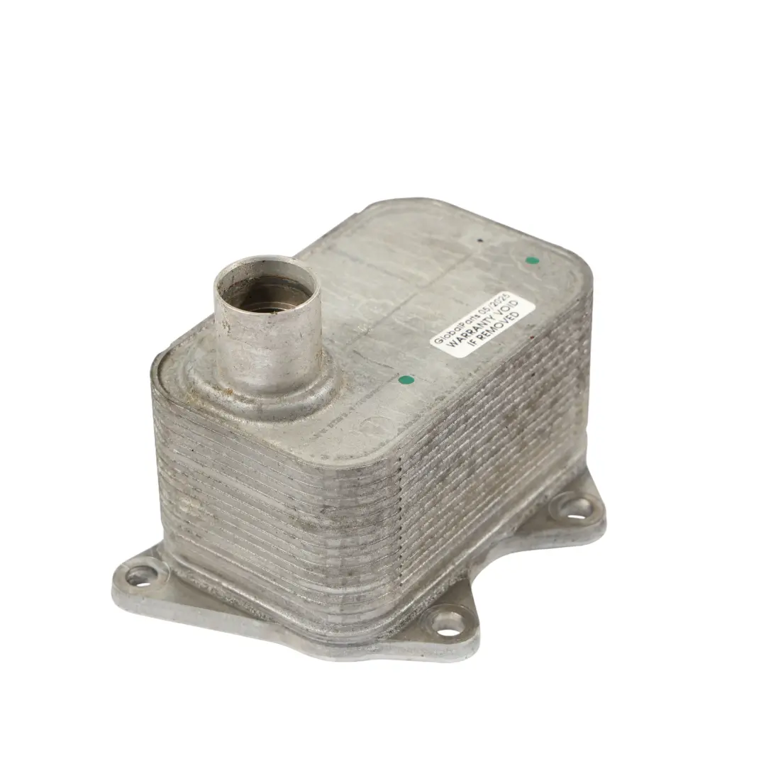 Radiatore Olio 1.8 2.0 TFSI Benzina per Audi A3 8P TT 8J A4 B7 con numero di parte 06J117021J Audi A3 8P TT 8J A4 B7 Radiatore Olio 1.8 2.0 TFSI Benzina - SKU 06J117021J - Numero di parte 06J117021J