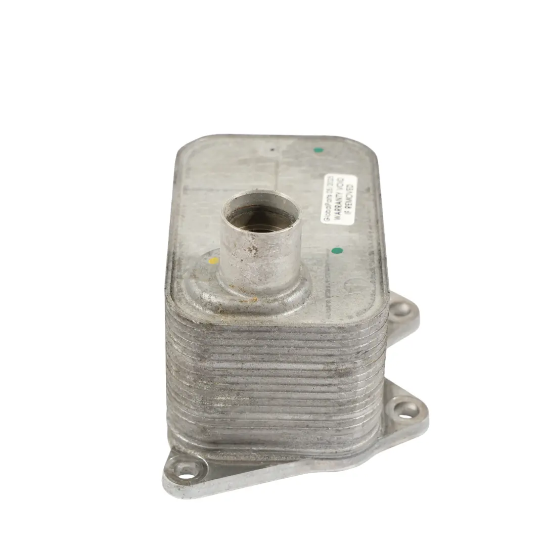 Audi A3 8P TT 8J A4 B7 Radiatore Olio 1.8 2.0 TFSI Benzina - SKU 06J117021J - Numero di parte 06J117021J