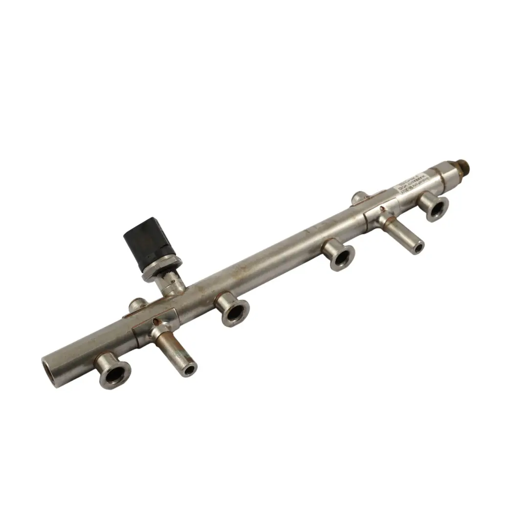 Gasolina Inyectores Inyección Rail Line para Audi A3 8V VW Golf Mk7 VII con número de pieza 06K133317AB Audi A3 8V VW Golf Mk7 VII Gasolina Inyectores Inyección Rail Line - SKU 06K133317AB - Número de pieza 06K133317AB