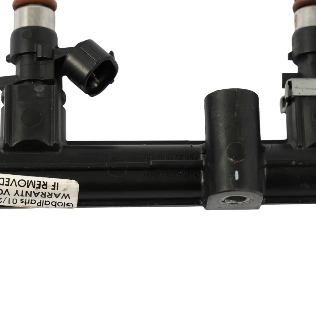 Conducto De Línea De Inyectores De Combustible De Gasolina para Audi Q5 FY con número de pieza 06K133681C Audi Q5 FY Conducto De Línea De Inyectores De Combustible De Gasolina - SKU 06K133681C - Número de pieza 06K133681C