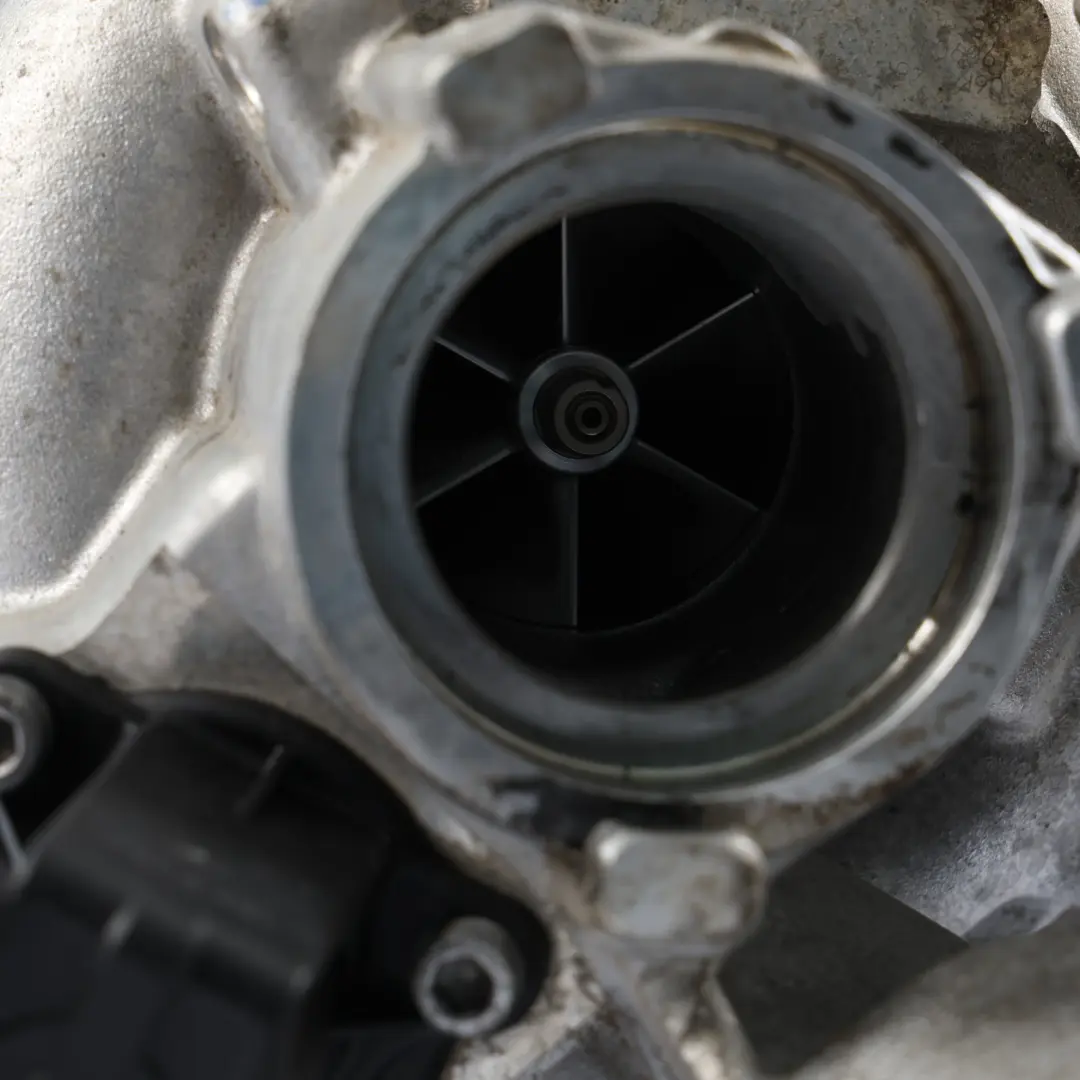 Audi A3 8V VW Golf MK7 Moteur Essence Turbocompresseur DNUE 2.0 TSI - SKU 06K145874P - Numéro de pièce 06K145874P