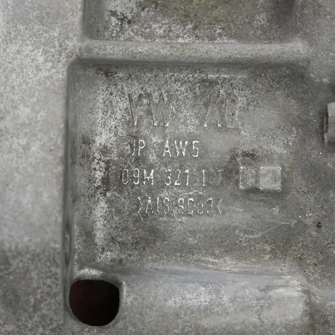 Skrzynia Biegów Automat JBG 09M300035M do Volkswagen Tiguan 5N 2.0 TDI 4motion o numerze 09M300036G Volkswagen Tiguan 5N 2.0 TDI 4motion Skrzynia Biegów Automat JBG 09M300035M - SKU 09M300036G - Numer Części 09M300036G