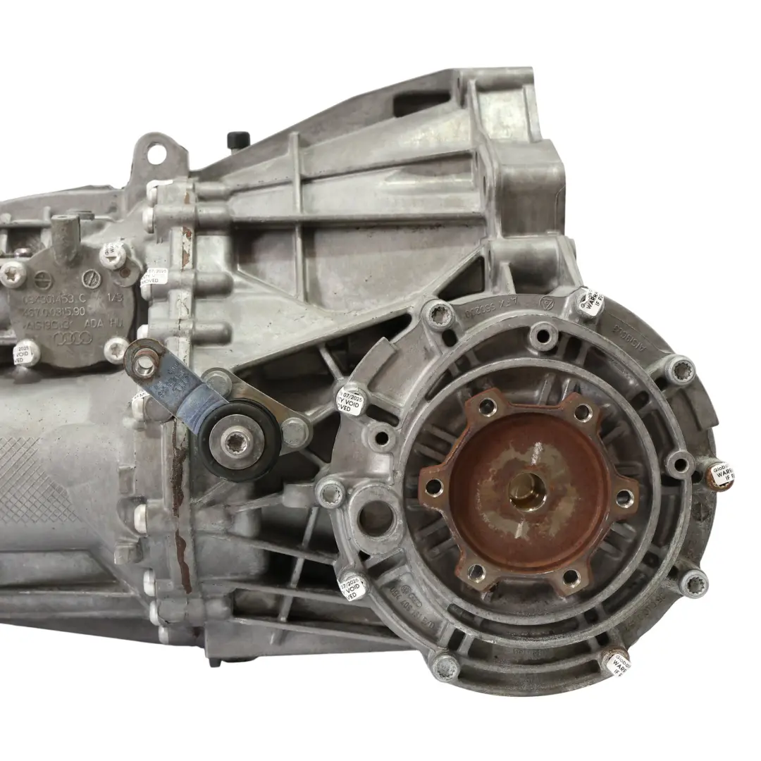 Schalt Getriebe 6 Gang LLV GARANTIE für Audi A4 B8 1.8 TFSI mit Teilenummer 0B1300027E Audi A4 B8 1.8 TFSI Schalt Getriebe 6 Gang LLV GARANTIE - SKU 0B1300027E - Teilenummer 0B1300027E