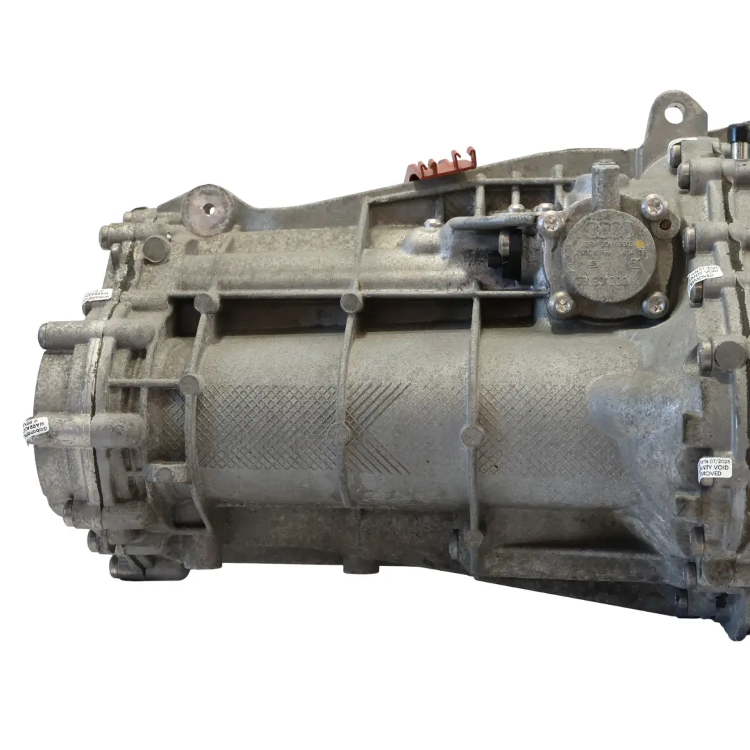 CJCD Skrzynia Biegów Manualna 6-Biegowa MVS do Audi A4 B8 2.0 TDI o numerze 0B1300028AX Audi A4 B8 2.0 TDI CJCD Skrzynia Biegów Manualna 6-Biegowa MVS - SKU 0B1300028AX - Numer Części 0B1300028AX