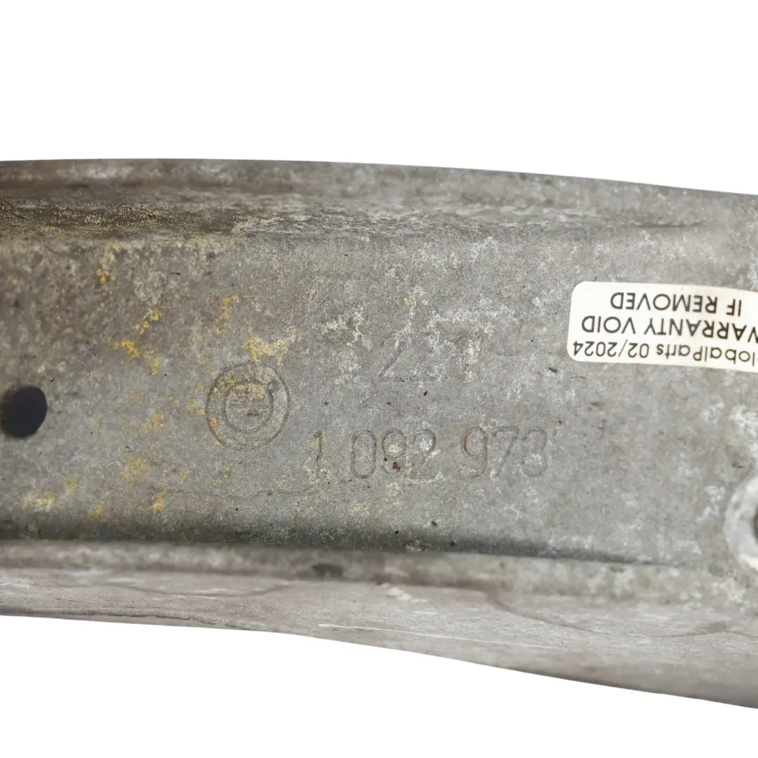 Mocowanie Wspornik Łapa Podpora Silnika Lewo do BMW E39 o numerze 1092973 BMW E39 Mocowanie Wspornik Łapa Podpora Silnika Lewo - SKU 1092973 - Numer Części 1092973