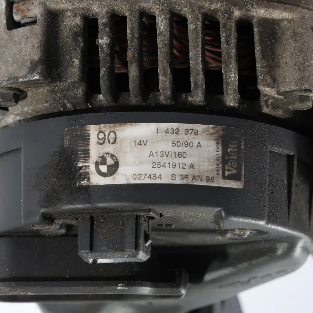 Alternatore Generatore 14V 50/90A per BMW E39 con numero di parte 1432978 BMW E39 Alternatore Generatore 14V 50/90A - SKU 1432978 - Numero di parte 1432978