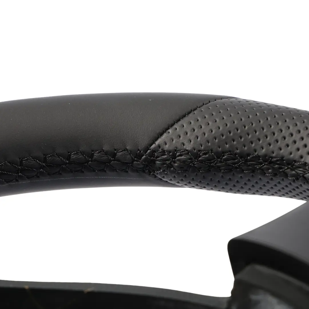 Mk5 GTI Volante NUOVO In Pelle Nera Fondo Piatto per Volkswagen Golf con numero di parte 1K0419091CA Volkswagen Golf Mk5 GTI Volante NUOVO In Pelle Nera Fondo Piatto - SKU 1K0419091CA-2 - Numero di parte 1K0419091CA