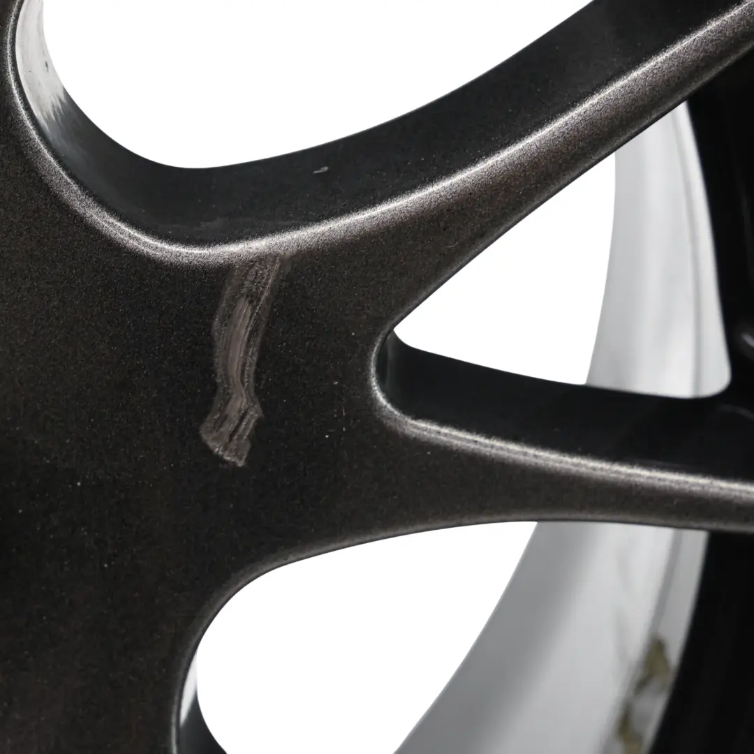 Mk5 Mk6 Felga Aluminiowa Szara 18" ET:51 7,5J do Volkswagen Golf o numerze 1K0601025AT Volkswagen Golf Mk5 Mk6 Felga Aluminiowa Szara 18" ET:51 7,5J - SKU 1K0601025AT-1 - Numer Części 1K0601025AT