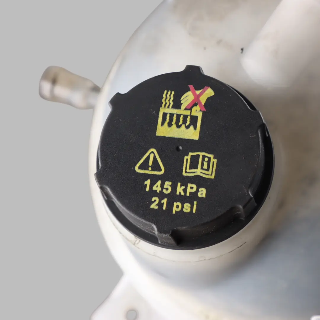Ford Transit Mk8 Kühlung Kühler Expansion Tank 2.0 Diesel BK218K218AH - SKU 2036675 - Teilenummer 2036675