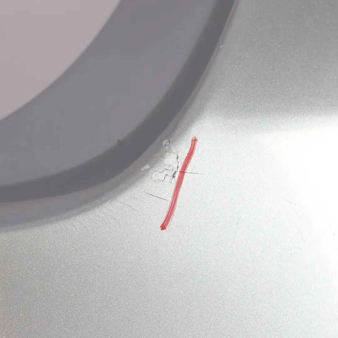 Tylny Zderzak PDC 535d 535i Spacegrau Szary Metalik - A52 do BMW F10 o numerze 2182409 BMW F10 Tylny Zderzak PDC 535d 535i Spacegrau Szary Metalik - A52 - SKU 2182409-SCG - Numer Części 2182409