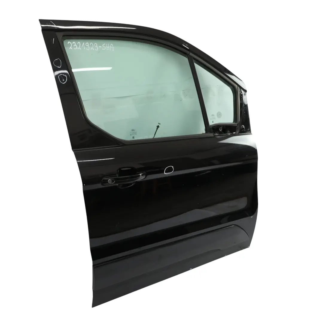 Drzwi Prawe Przednie Shadow Black Czarny - G1 do Ford Transit Connect o numerze 2321929 Ford Transit Connect Drzwi Prawe Przednie Shadow Black Czarny - G1 - SKU 2321929-SHA - Numer Części 2321929
