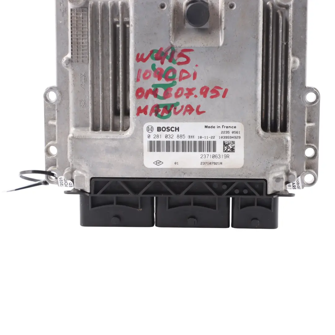 OM607.951 90HP Engine Unit Module ECU Manual to Mercedes W415 109 CDI with Part number 237106319R Mercedes W415 109 CDI OM607.951 90HP Engine Unit Module ECU Manual - SKU 237106319R-1 - Part number 237106319R