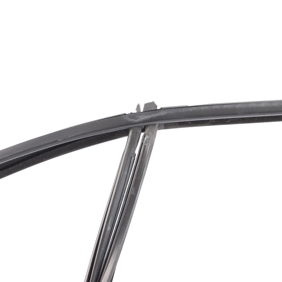 Window Seal Door Gasket Strip Front Left N/S BK21-V21511-AK to Ford Transit Custom with Part number 2393826 Ford Transit Custom Window Seal Door Gasket Strip Front Left N/S BK21-V21511-AK - SKU 2393826 - Part number 2393826