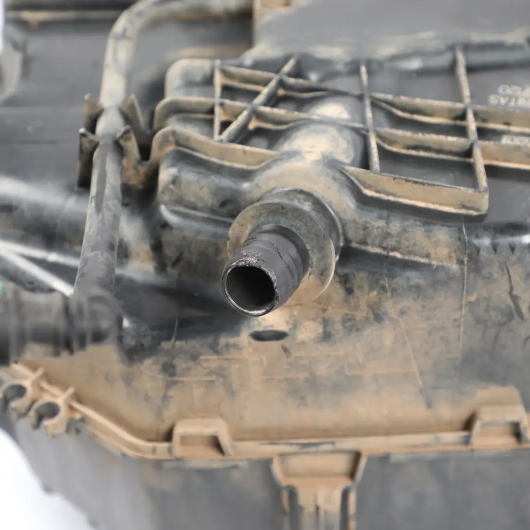 Mk8 2.0 TDCi Ecoblue Diesel Adblue Tank Storage to Ford Transit with Part number 2646794 Ford Transit Mk8 2.0 TDCi Ecoblue Diesel Adblue Tank Storage - SKU 2646794 - Part number 2646794