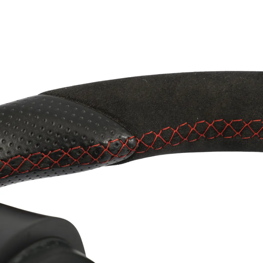 Volant Cuir Noir Alcantara pour Volkswagen Passat B6 à propos du numéro de pièce 3C0419091AG Volkswagen Passat B6 Volant Cuir Noir Alcantara - SKU 3C0419091AG - Numéro de pièce 3C0419091AG