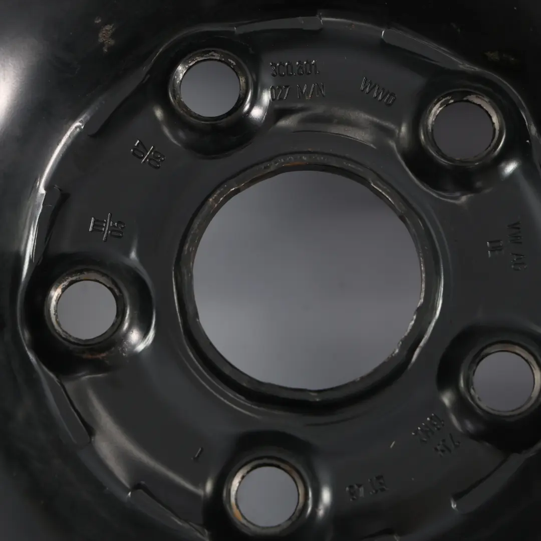 Pneu De Secours R16 205/55 pour VW Volkswagen Passat B6 Skoda Superb à propos du numéro de pièce 3C0601027M VW Volkswagen Passat B6 Skoda Superb Pneu De Secours R16 205/55 - SKU 3C0601027M - Numéro de pièce 3C0601027M