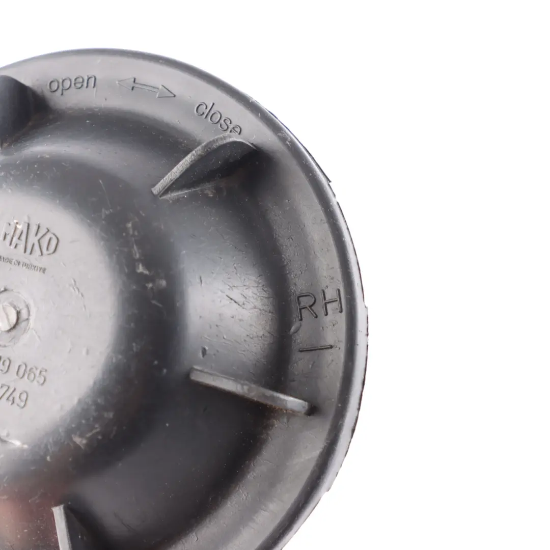 Copricoperchio Faro Proiettore per Ford Transit Connect con numero di parte 4392264 Ford Transit Connect Copricoperchio Faro Proiettore - SKU 4392264 - Numero di parte 4392264