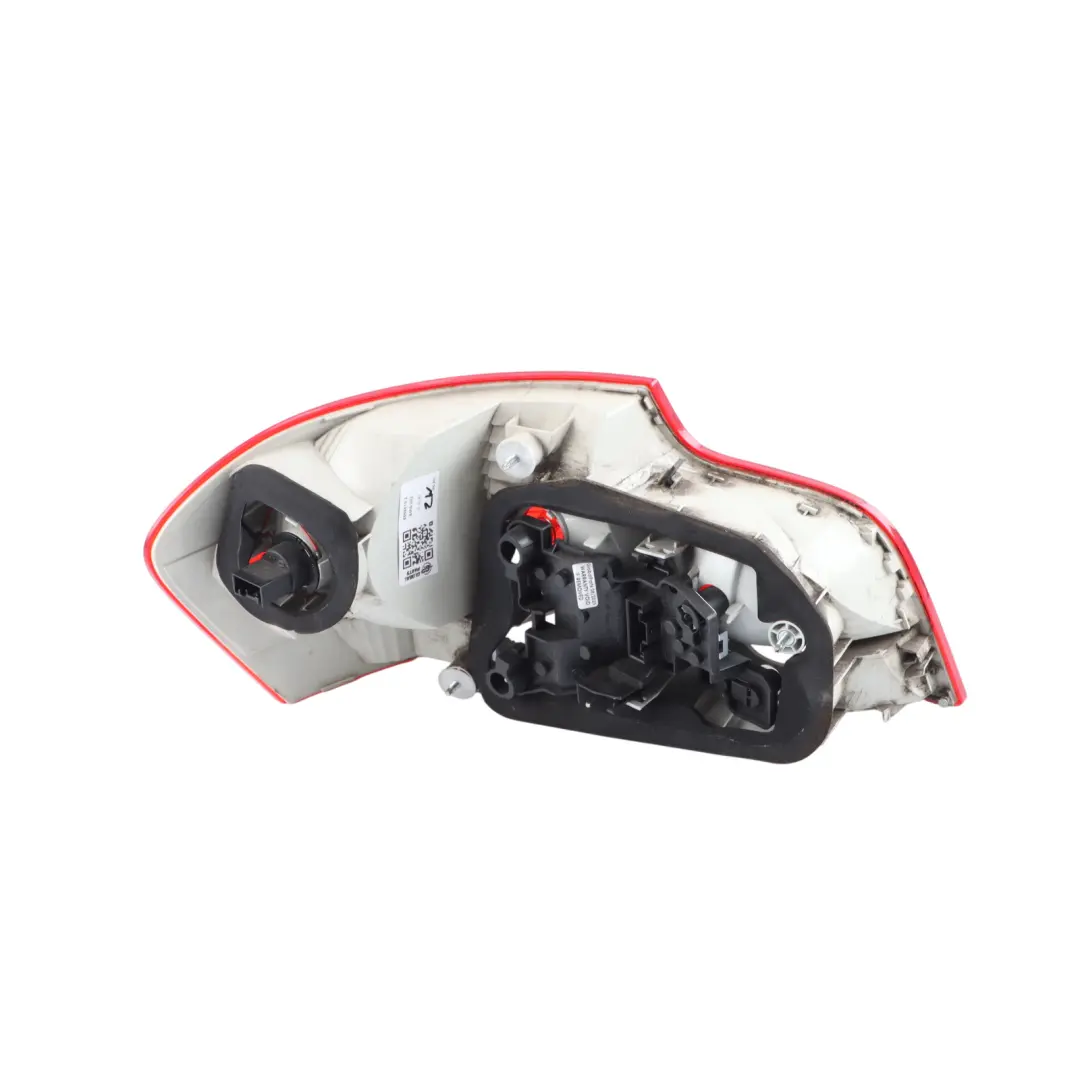 Lamp Tail Light Right O/S Side Panel to BMW E82 Coupe E88 Convertible Rear with Part number 4869810 BMW E82 Coupe E88 Convertible Rear Lamp Tail Light Right O/S Side Panel - SKU 4869810-2 - Part number 4869810