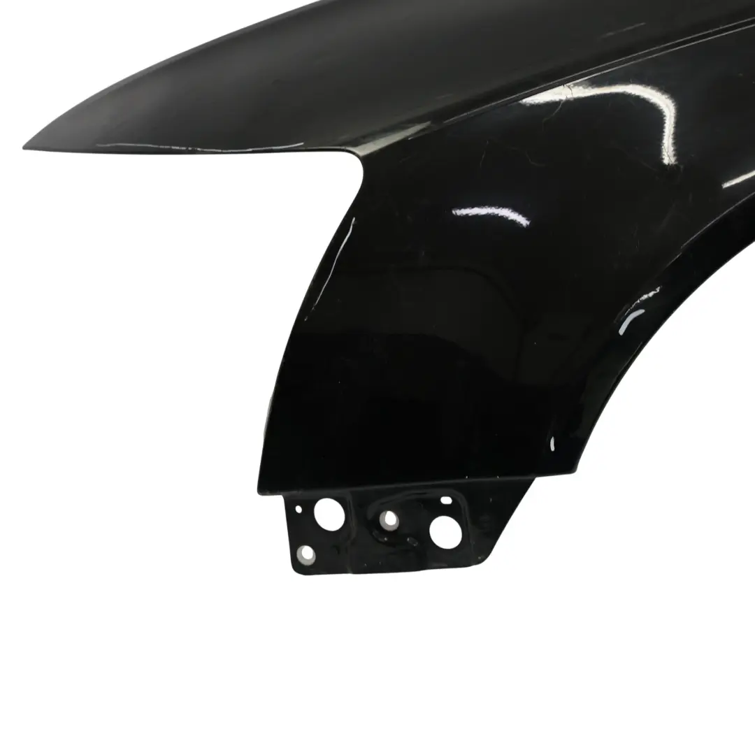 Panel lateral delantero izquierdo guardabarros Brilliant Black - Y9B para Audi A6 C6 con número de pieza 4F0821103A Audi A6 C6 Panel lateral delantero izquierdo guardabarros Brilliant Black - Y9B - SKU 4F0821103A-BBL - Número de pieza 4F0821103A