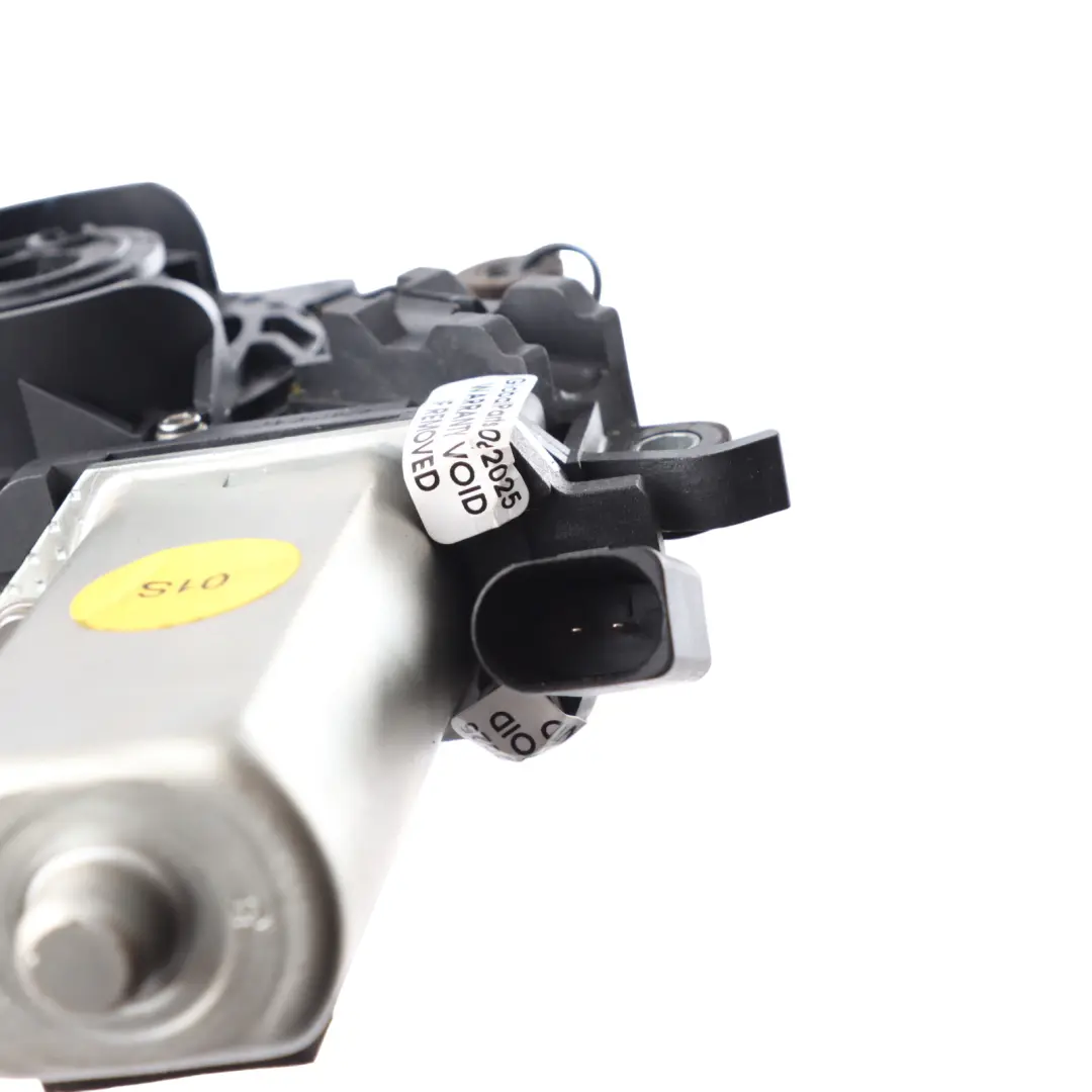 Door Lock Soft Close Mechanism Motor Front Rear Left N/S to Audi A8 D4 with Part number 4F0837059 Audi A8 D4 Door Lock Soft Close Mechanism Motor Front Rear Left N/S - SKU 4F0837059 - Part number 4F0837059