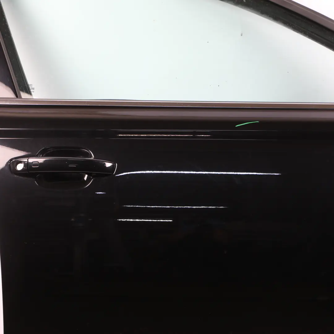 Door Front Right O/S Covering Phantom Black - Z9Y to Audi A6 C7 4G with Part number 4G0831052 Audi A6 C7 4G Door Front Right O/S Covering Phantom Black - Z9Y - SKU 4G0831052-PHB - Part number 4G0831052