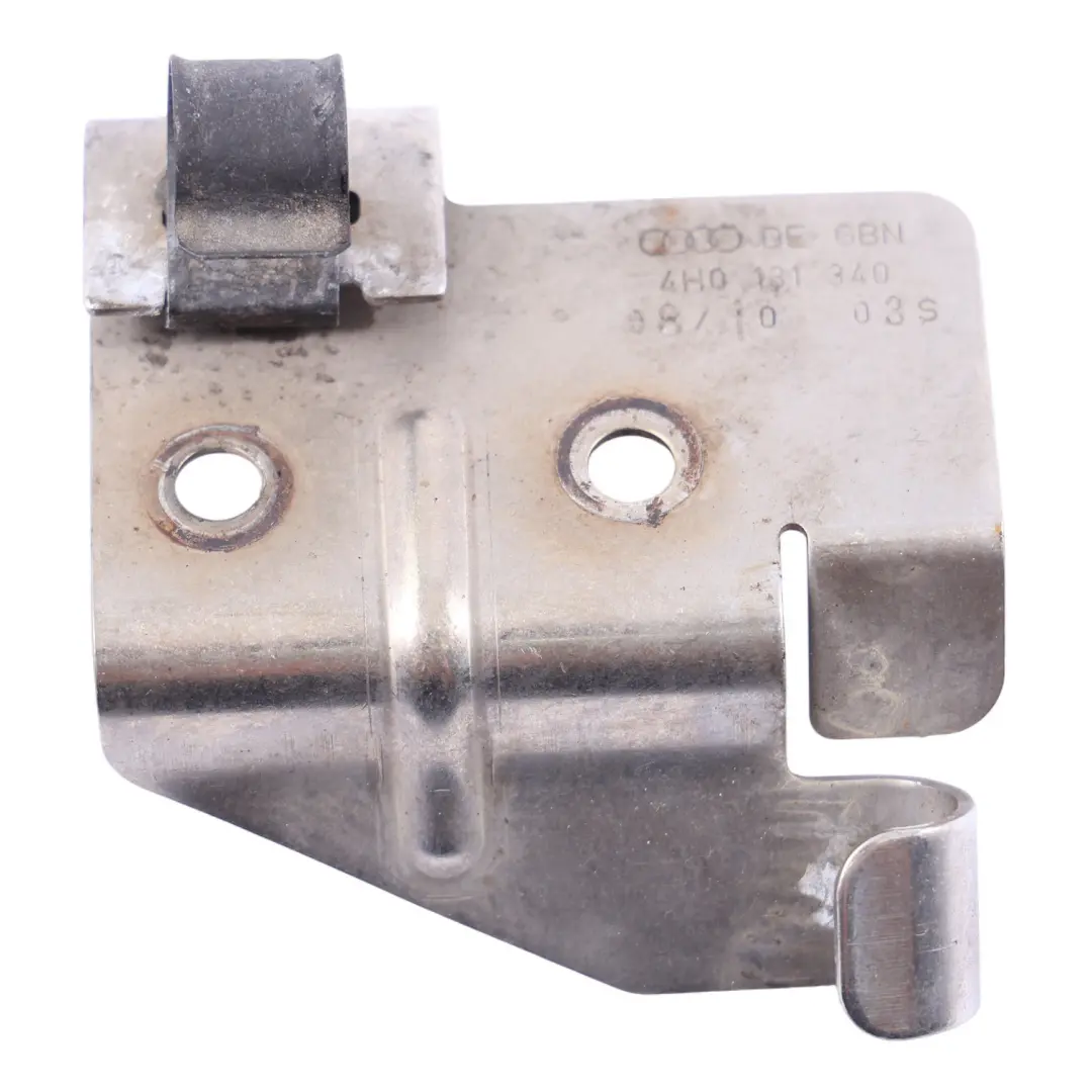 Lambda Sonde Halterung Halter Diesel Motor für Audi A8 D4 mit Teilenummer 4H0131340 Audi A8 D4 Lambda Sonde Halterung Halter Diesel Motor - SKU 4H0131340 - Teilenummer 4H0131340