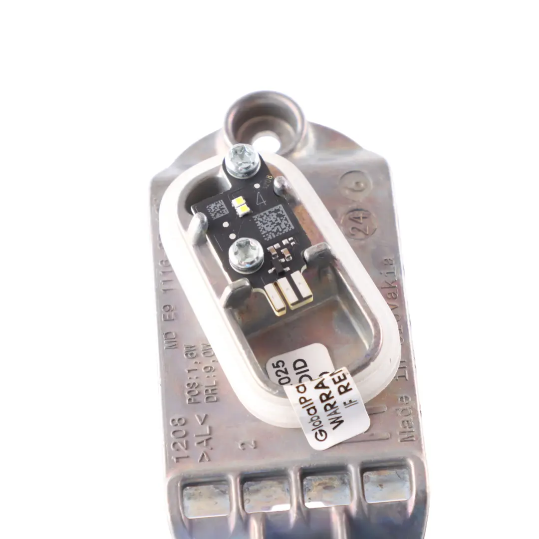 LED Indicator Module Turn Signal Right O/S to BMW U06 with Part number 5A431B4 BMW U06 LED Indicator Module Turn Signal Right O/S - SKU 5A431B4 - Part number 5A431B4