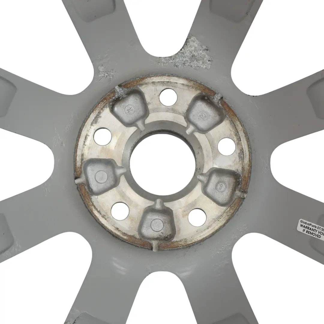 Jante En Alliage 18" 8J pour Volkswagen New Beetle à propos du numéro de pièce 5C0601025H Volkswagen New Beetle Jante En Alliage 18" 8J - SKU 5C0601025H-2 - Numéro de pièce 5C0601025H