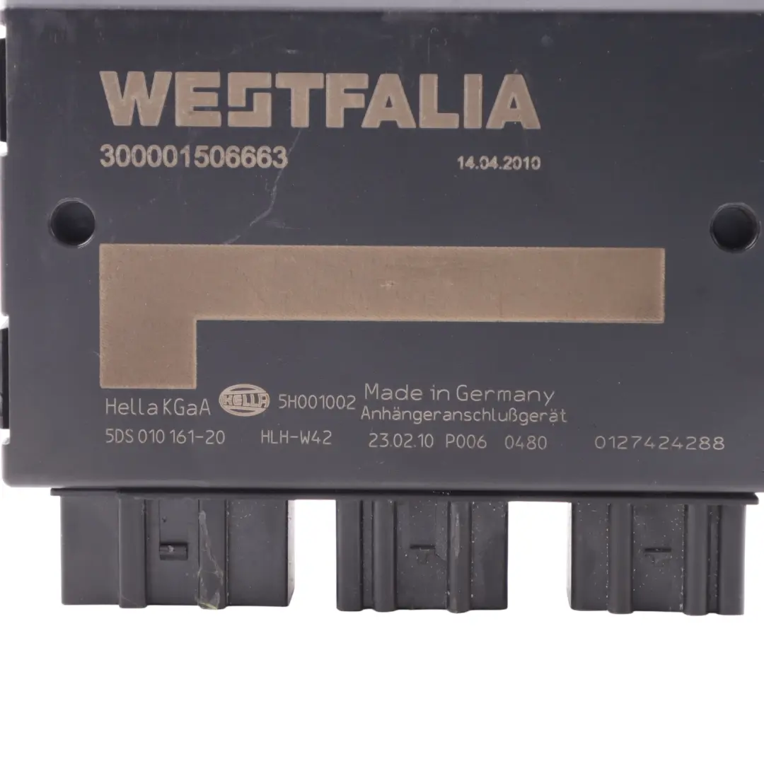 Trailer Hook Tow Bar Control Module Unit to Audi A8 D4 with Part number 5DS010161 Audi A8 D4 Trailer Hook Tow Bar Control Module Unit - SKU 5DS010161 - Part number 5DS010161