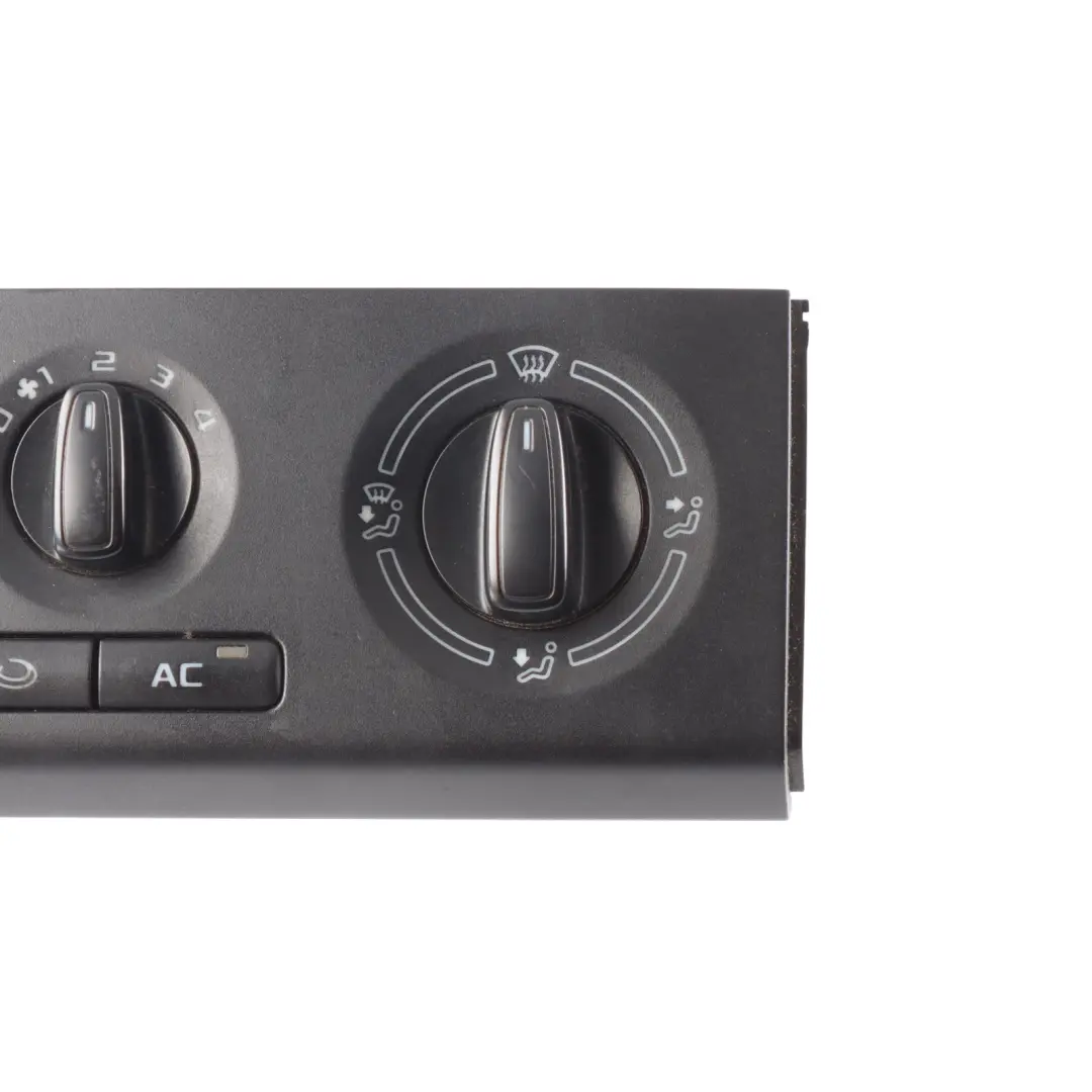 A/C Aire Acondicionad Climatizador Panel Interruptores para Skoda Fabia 5J con número de pieza 5J0820045D Skoda Fabia 5J A/C Aire Acondicionad Climatizador Panel Interruptores - SKU 5J0820045D - Número de pieza 5J0820045D