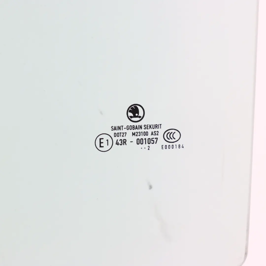 Mk2 5J Puerta Ventana Lateral Vidrio AS2 Trasera Derecha para Skoda Fabia con número de pieza 5J6845206K Skoda Fabia Mk2 5J Puerta Ventana Lateral Vidrio AS2 Trasera Derecha - SKU 5J6845206K - Número de pieza 5J6845206K