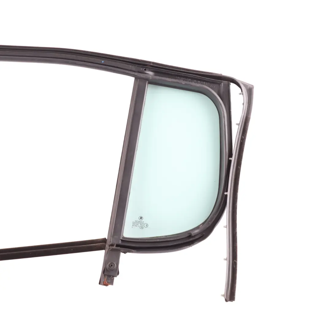 Guarnizione Guida Finestrino Destra Porta Posteriore per Skoda Fabia 5J con numero di parte 5J6845209AG Skoda Fabia 5J Guarnizione Guida Finestrino Destra Porta Posteriore - SKU 5J6845210AG - Numero di parte 5J6845209AG