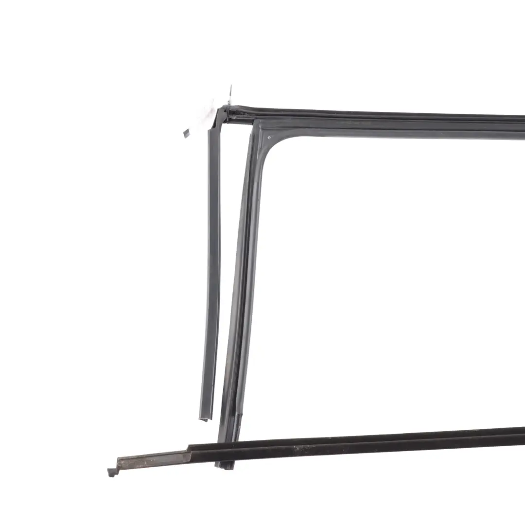 Joint De Guide De Vitre Arrière Droit AS2 pour Skoda Fabia 5J à propos du numéro de pièce 5J6845209AG Skoda Fabia 5J Joint De Guide De Vitre Arrière Droit AS2 - SKU 5J6845210AG - Numéro de pièce 5J6845209AG