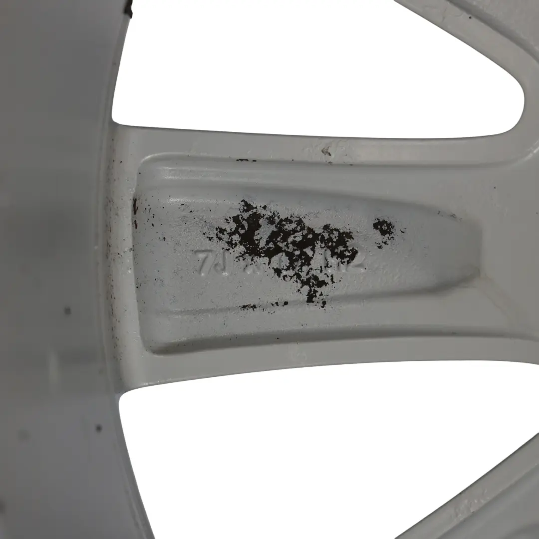 Jante Alliage Argent 17" 7J ET:43 pour Volkswagen Tiguan 5N à propos du numéro de pièce 5N0601025M Volkswagen Tiguan 5N Jante Alliage Argent 17" 7J ET:43 - SKU 5N0601025M-1 - Numéro de pièce 5N0601025M