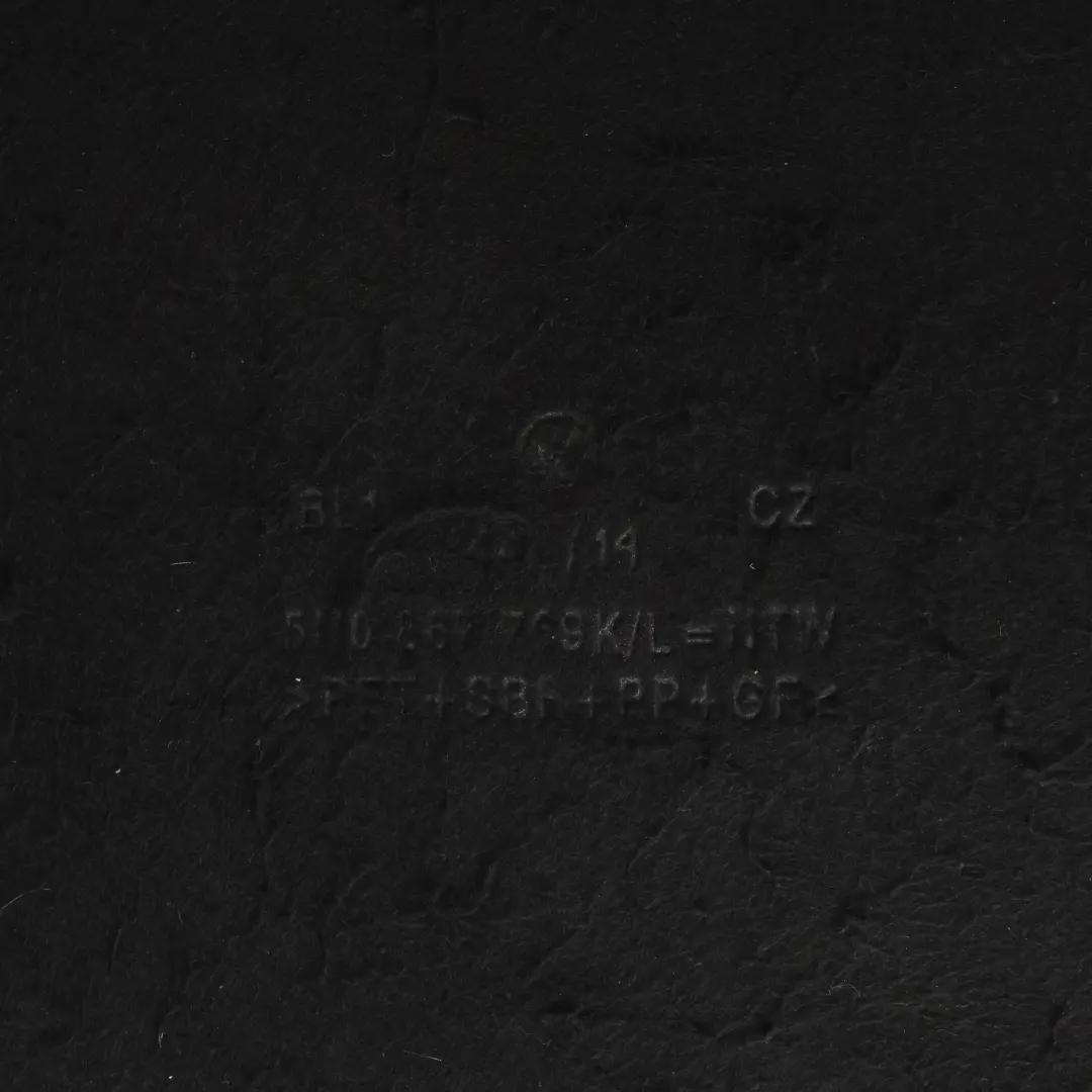 Panneau D'Habillage Du Compartiment À Bagages pour VW Tiguan 5N à propos du numéro de pièce 5N0867769L VW Tiguan 5N Panneau D'Habillage Du Compartiment À Bagages - SKU 5N0867769L - Numéro de pièce 5N0867769L