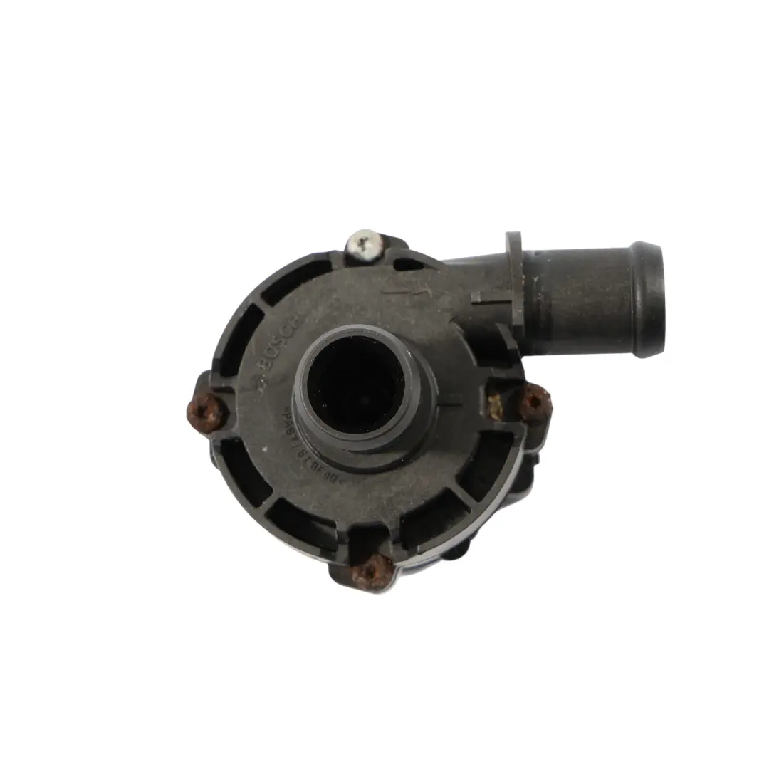 Pompa Acqua Ausiliaria Valvola Elettrica Refrigerante per Audi Q3 8U con numero di parte 5Q0121591AN Audi Q3 8U Pompa Acqua Ausiliaria Valvola Elettrica Refrigerante - SKU 5Q0121591AN - Numero di parte 5Q0121591AN