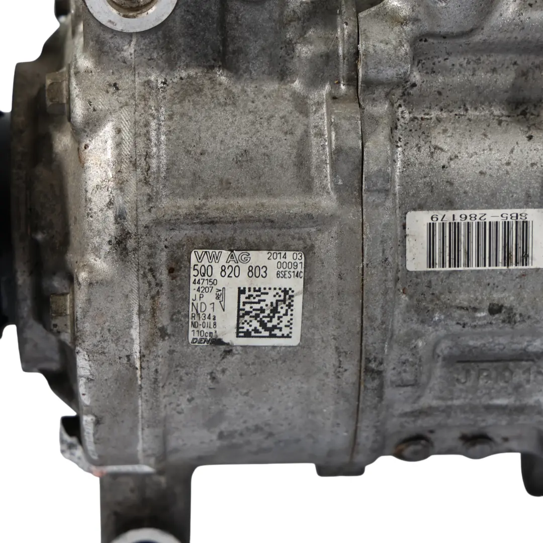 A/C Pompa Sprężarki Klimatyzacji DENSO do Audi A3 8V o numerze 5Q0820803 Audi A3 8V A/C Pompa Sprężarki Klimatyzacji DENSO - SKU 5Q0820803 - Numer Części 5Q0820803