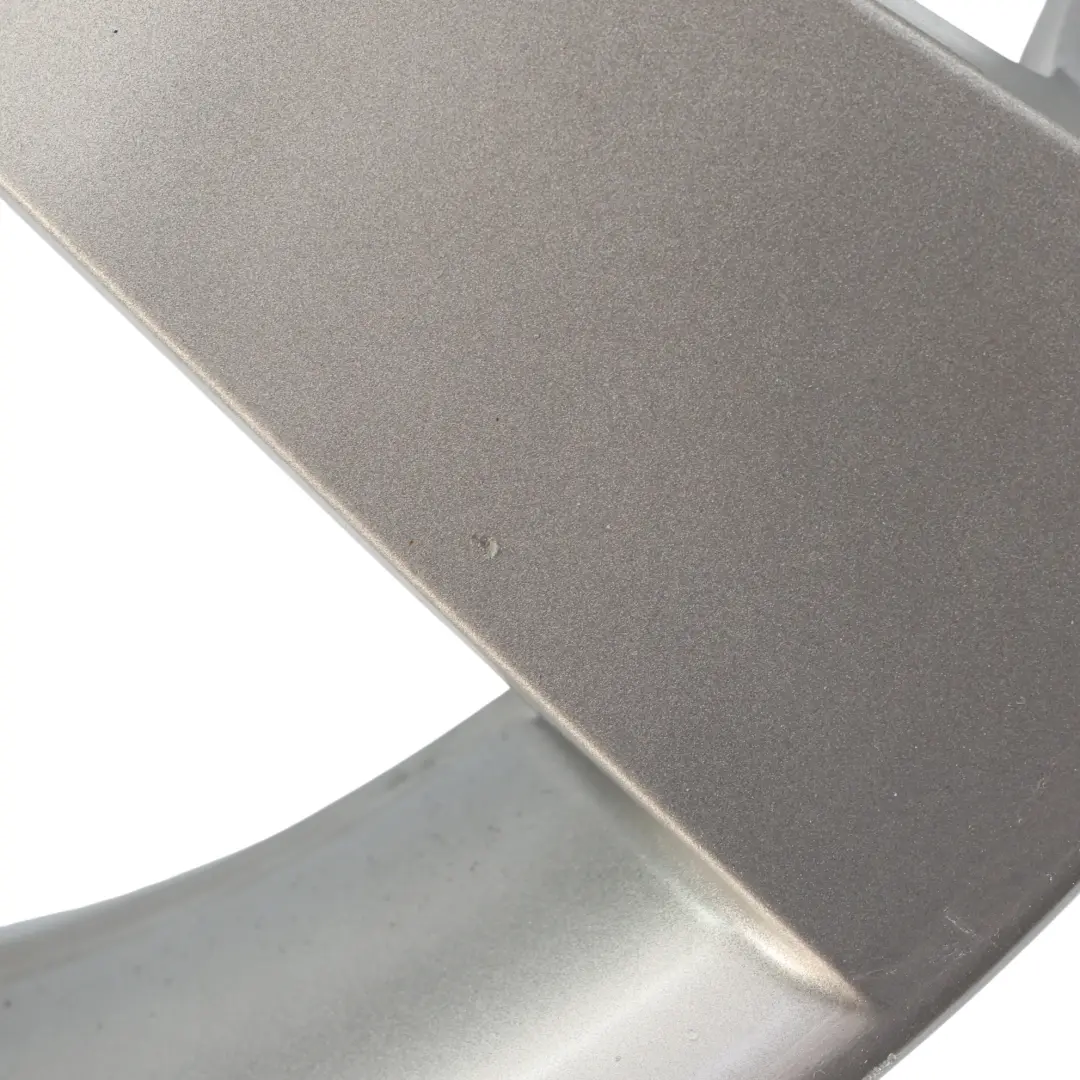 Cerchi AlluMini o 18 " Ruota Raggi a Stella 123 8J ET: 20 per BMW E60 E61 con numero di parte 6760616 BMW E60 E61 Cerchi AlluMini o 18 " Ruota Raggi a Stella 123 8J ET: 20 - SKU 6760616-1 - Numero di parte 6760616