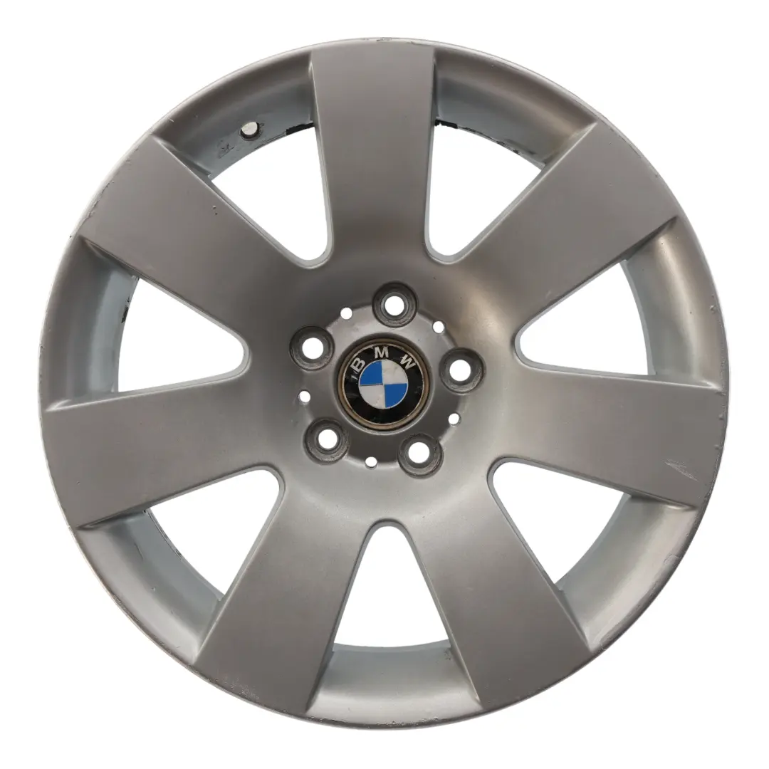 Llanta Aleación Plateada BMW E60 E61 18" Radios Estrella 123 8J ET:20 para con número de pieza 6760616 Llanta Aleación Plateada BMW E60 E61 18" Radios Estrella 123 8J ET:20 - SKU 6760616-2 - Número de pieza 6760616