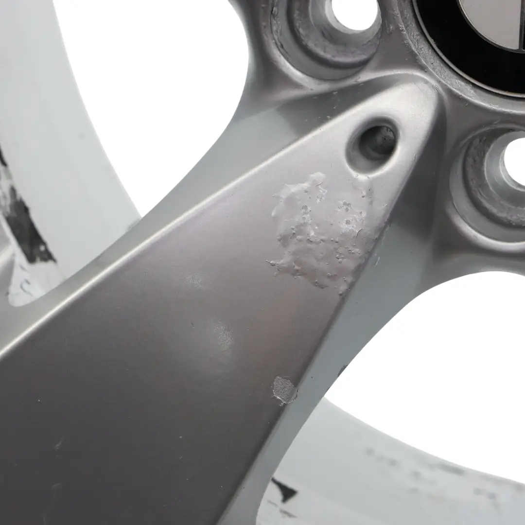 Felga aluminiowa 17" 7,5J ET:20 do BMW E60 E61 o numerze 6762001 BMW E60 E61 Felga aluminiowa 17" 7,5J ET:20 - SKU 6762001-1 - Numer Części 6762001