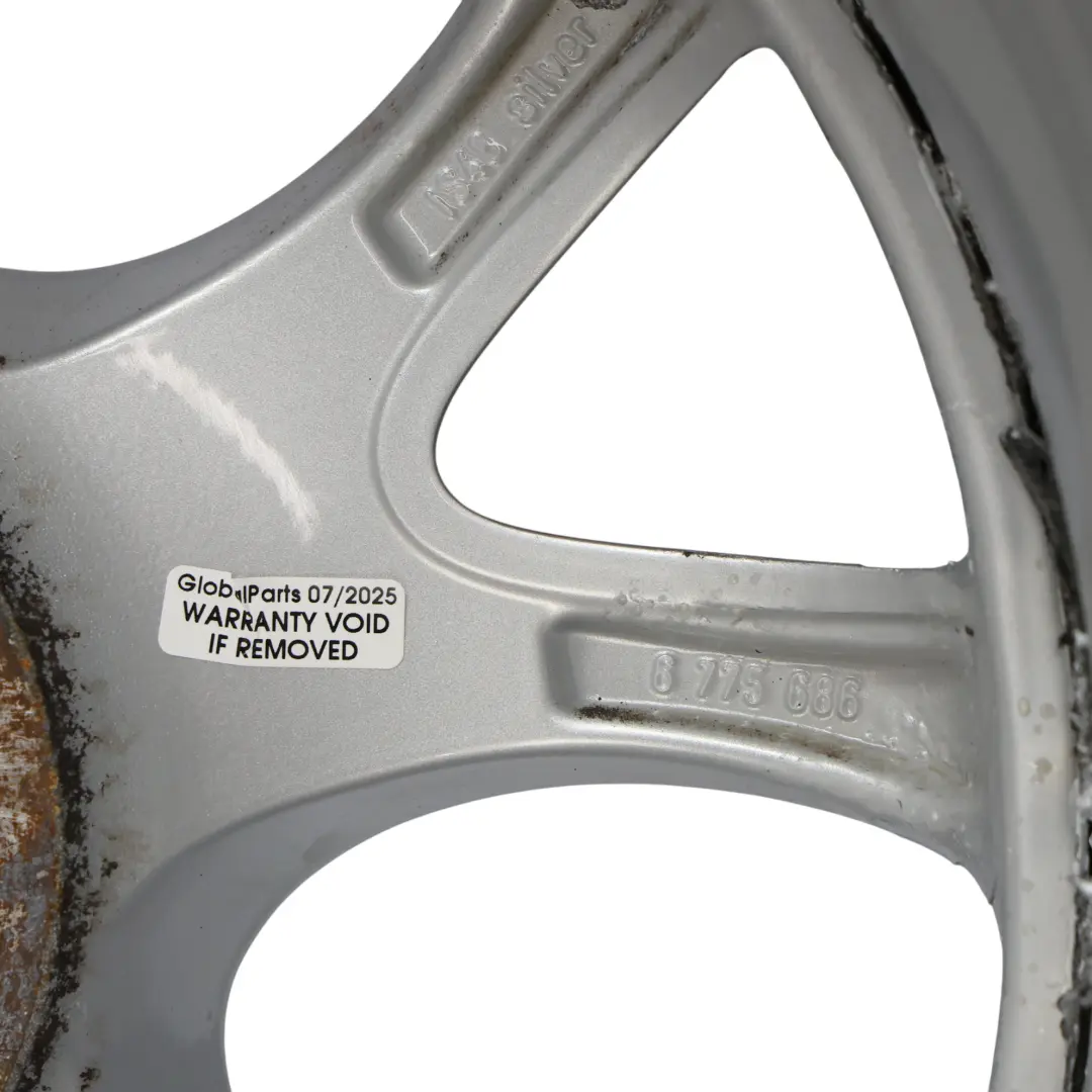 Silber Alu Felge 7J ET:48 17" Web Spoke Composite 98 für Mini Cooper R50 R53 R56 mit Teilenummer 6775686 Mini Cooper R50 R53 R56 Silber Alu Felge 7J ET:48 17" Web Spoke Composite 98 - SKU 6775686-1 - Teilenummer 6775686