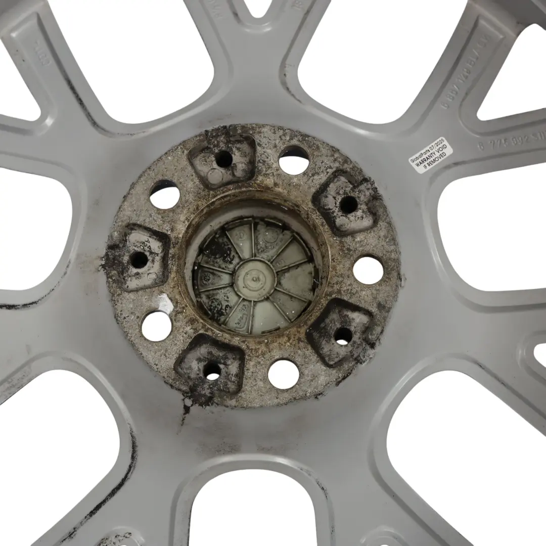 Felga Przednia Aluminiowa Srebrna 19" 8,5J ET:25 do BMW F01 F07 GT o numerze 6775992 BMW F01 F07 GT Felga Przednia Aluminiowa Srebrna 19" 8,5J ET:25 - SKU 6775992-2 - Numer Części 6775992